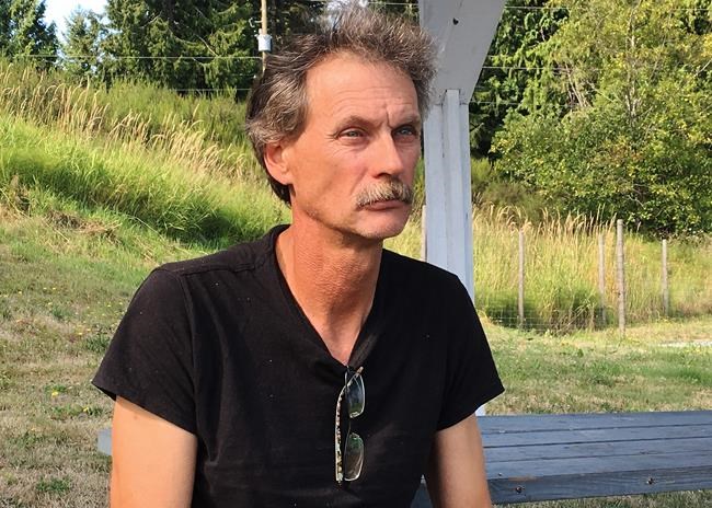 B.C. murder suspect's father reveals details of troubled life in book | iNFOnews.ca B.C. murder suspect's father reveals details of troubled life in book | iNFOnews.ca