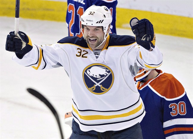 Sabres and Oilers try to shake off stench of losing, develop winning mentality | iNFOnews.ca CP35589947