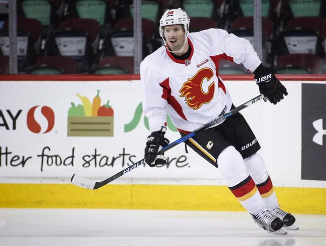 Diaper duty and kid chauffeur, home life doesn't halt in NHL post-season | iNFOnews.ca Diaper duty and kid chauffeur, home life doesn't halt in NHL post-season | iNFOnews.ca
