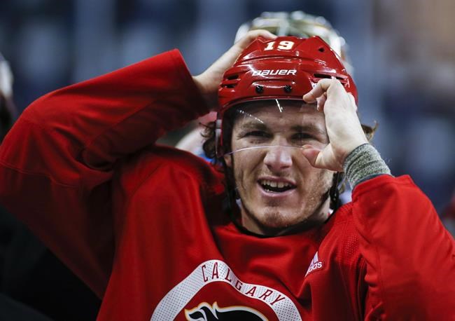 Calgary Flames get Tkachuk back under contract with three-year deal | iNFOnews.ca