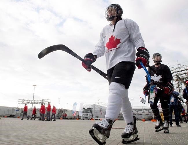 From rivals to life partners: Canadian forward ties knot with U.S. counterpart | iNFOnews.ca From rivals to life partners: Canadian forward ties knot with U.S. counterpart | iNFOnews.ca