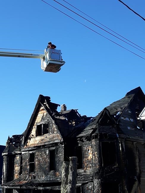 In his own words: Firefighter tells how he caught kids dropped from burning home | iNFOnews.ca In his own words: Firefighter tells how he caught kids dropped from burning home | iNFOnews.ca