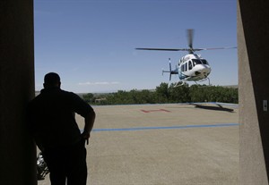 U.S.-Europe upset with Transport Canada over helicopter weight exemption | iNFOnews.ca CP28588459