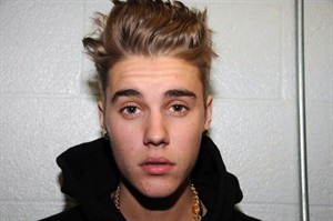 Hearing rescheduled in pop star Justin Bieber's DUI, resisting-arrest case in Florida | iNFOnews.ca CP29384695