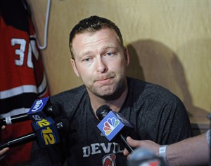 Wait is getting long, but Brodeur still has the 'fire' and wants to play again | iNFOnews.ca CP30752308