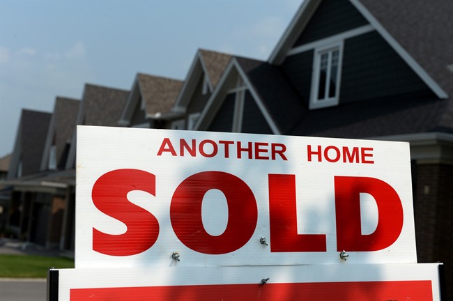 Toronto, Vancouver markets push October home sales higher, CREA says | iNFOnews.ca CP35343209