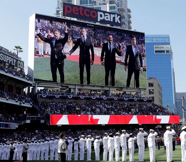 'Lone wolf' Tenor Remigio Pereira apologizes for altering anthem lyrics | iNFOnews.ca