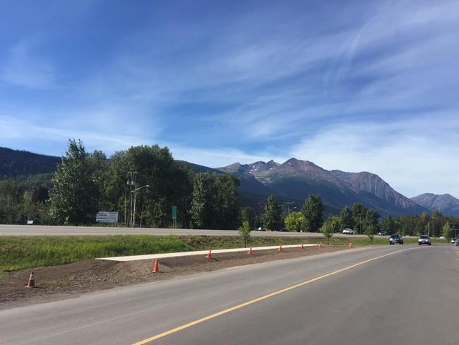 Bylaw forces business to build $10K 'sidewalk to nowhere' in Smithers, B.C. | iNFOnews.ca Bylaw forces business to build $10K 'sidewalk to nowhere' in Smithers, B.C. | iNFOnews.ca