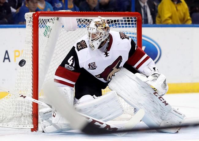 Flames land goalie Smith from Coyotes for Johnson, Hickey and conditional pick | iNFOnews.ca