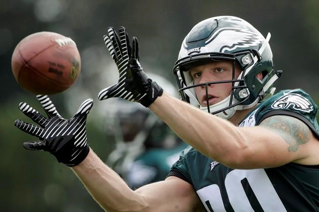 Rugby's Adam Zaruba learning the ropes at Philadelphia Eagles training camp | iNFOnews.ca Rugby's Adam Zaruba learning the ropes at Philadelphia Eagles training camp | iNFOnews.ca
