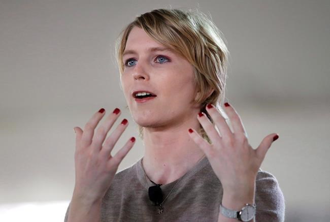 Chelsea Manning says she was denied entry to Canada over her criminal record | iNFOnews.ca CP2016878548