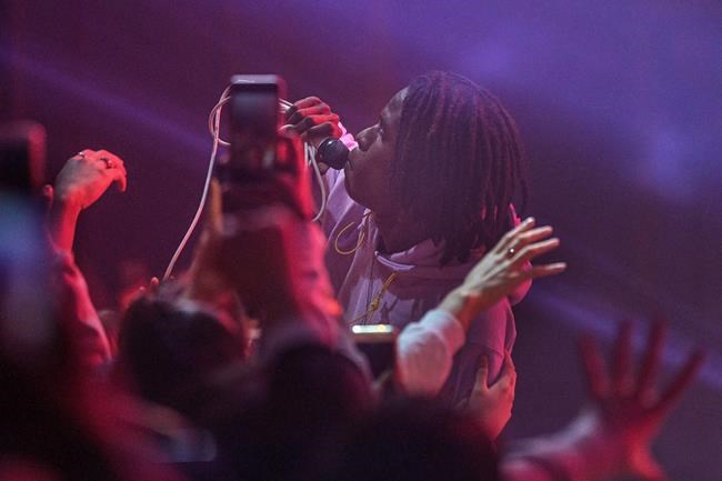 Obama selects Canadian R&B star Daniel Caesar for his playlist of favourites | iNFOnews.ca CP1858550139