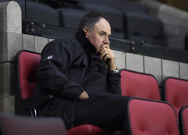 Ottawa Senators hope new coach, players help team experience more success | iNFOnews.ca