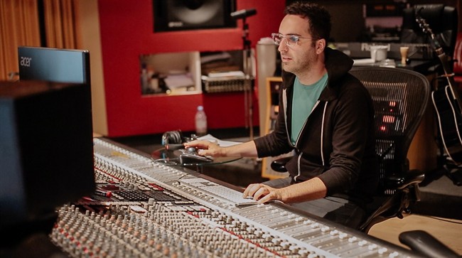 Canadian sound pro Charles Moniz going to the Grammys for 'Uptown Funk' | iNFOnews.ca CP36078601