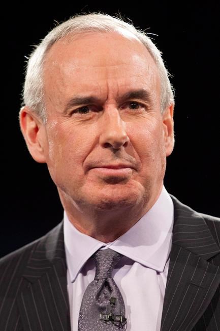Rogers hopes to win back loyal fans by returning MacLean to host's chair | iNFOnews.ca