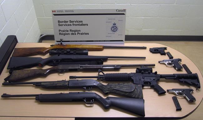 Officers seize small arsenal of guns at southern Alberta border crossing | iNFOnews.ca Officers seize small arsenal of guns at southern Alberta border crossing | iNFOnews.ca