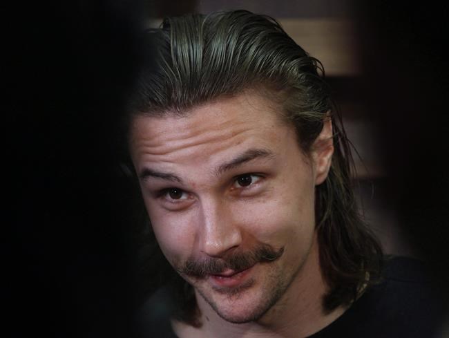 Ottawa Senators captain Erik Karlsson hopes to start skating in 2-3 weeks | iNFOnews.ca