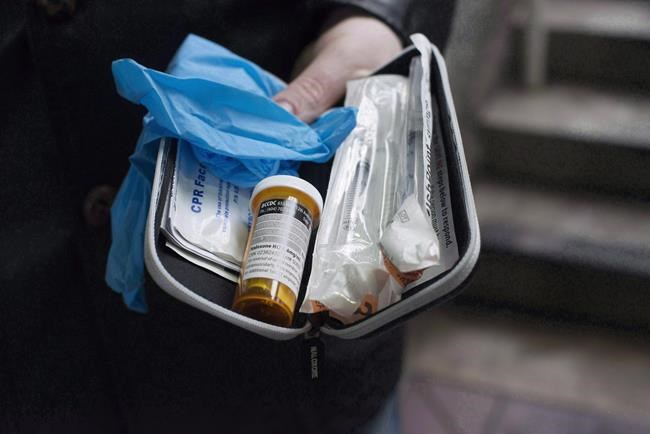 Nova Scotia pharmacies now offering free naloxone kits for opioid overdoses | iNFOnews.ca