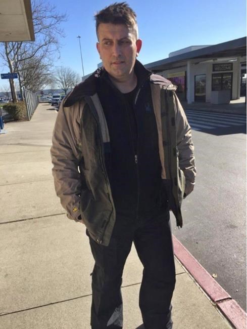 Toronto firefighter who disappeared in NY and wound up in California returns home | iNFOnews.ca Toronto firefighter who disappeared in NY and wound up in California returns home | iNFOnews.ca