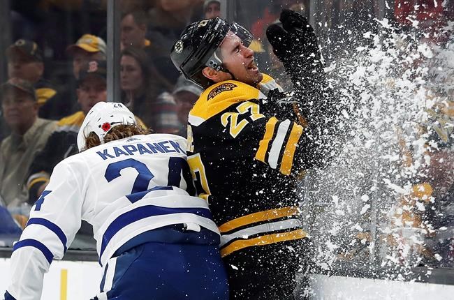 Pastrnak scores 3, Bruins beat Maple Leafs 5-1 | iNFOnews.ca