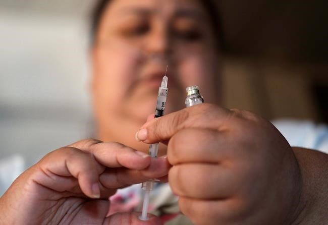Americans head to Canada to buy cheap insulin; some worry about supply here | iNFOnews.ca