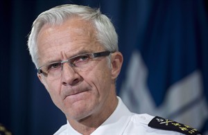 Premier Philippe Couillard condemns Montreal pension protest, police apathy | iNFOnews.ca CP29551539