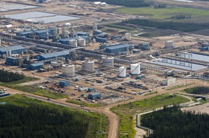 TSX falls 116 points: Energy stocks, oil slide as OPEC rejects production cut | iNFOnews.ca CP30883833
