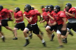 Teens who suffer concussion more likely to attempt suicide, be bullied: study | iNFOnews.ca CP28010090