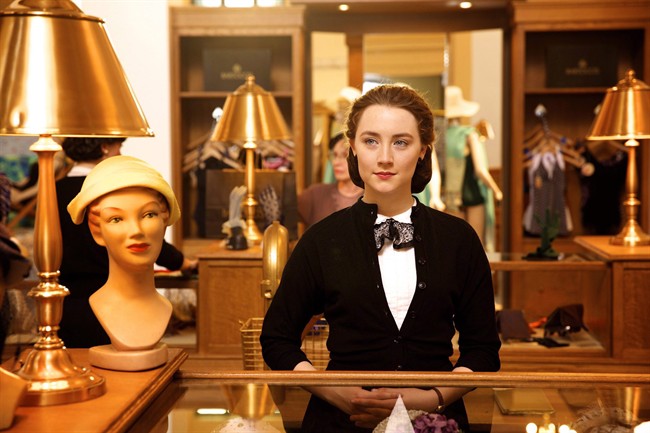 'Brooklyn' star Saoirse Ronan says the 1950s-set film is surprisingly progressive | iNFOnews.ca CP35358061