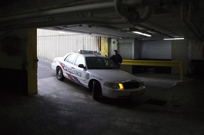 Toronto police launch survey to help design look of new squad cars | iNFOnews.ca CP880188321