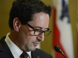Fraud case against former Montreal mayor postponed until December | iNFOnews.ca CP25397770