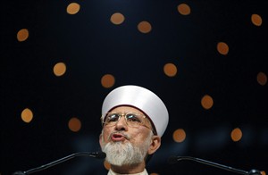 Canadian cleric defends campaign to oust Pakistani government | iNFOnews.ca CP29471681