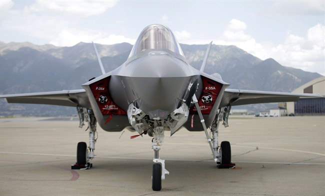 Ghost of Sea King replacement haunts Trudeau's F-35 stealth fighter pledge | iNFOnews.ca CP34670524
