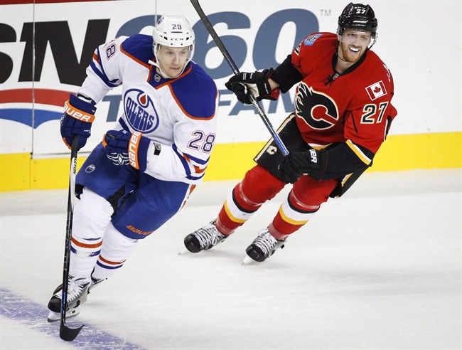 Hamilton brothers ponder the prospect of Saddledome reunion as Flames | iNFOnews.ca CP34876566