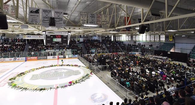 Arena ring of tribute to Saskatchewan hockey team to be removed as summer nears | iNFOnews.ca