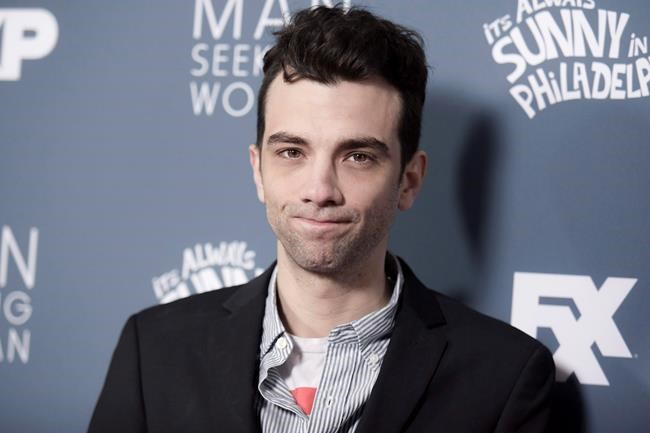 Jay Baruchel's 'Man Seeking Woman' goes in new direction in season 3 | iNFOnews.ca