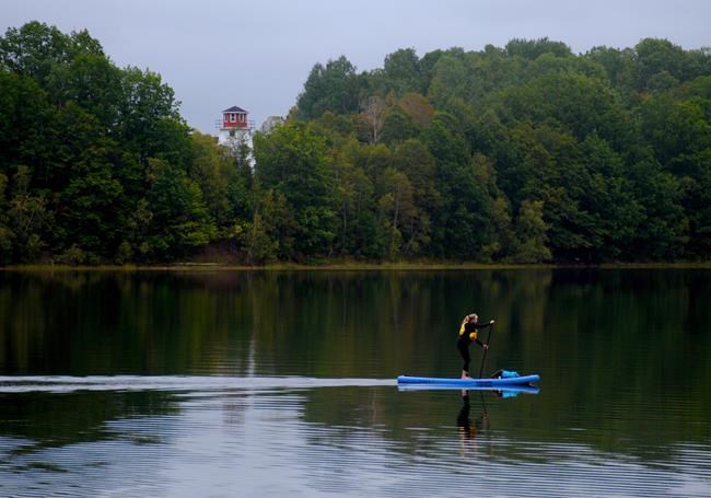 Standup paddling Canada's waterways makes for a memorable cross-country trip | iNFOnews.ca