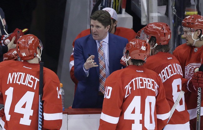 Detroit Red Wings give coach Mike Babcock permission to talk to other teams | iNFOnews.ca CP33019627