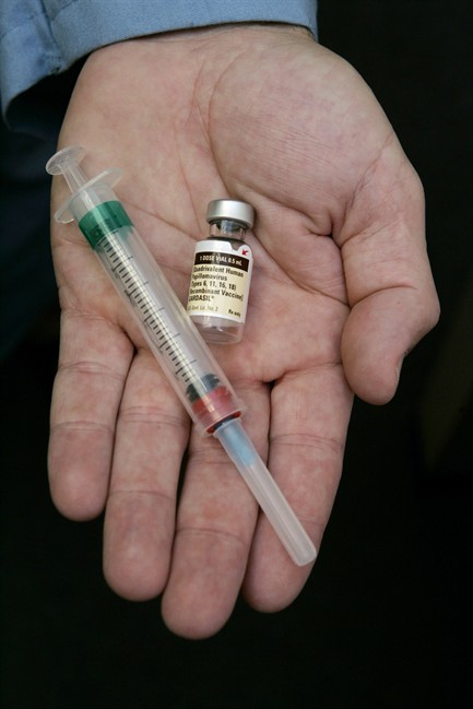 Online comments show support for HPV vaccine but misperceptions too | iNFOnews.ca Online comments show support for HPV vaccine but misperceptions too | iNFOnews.ca