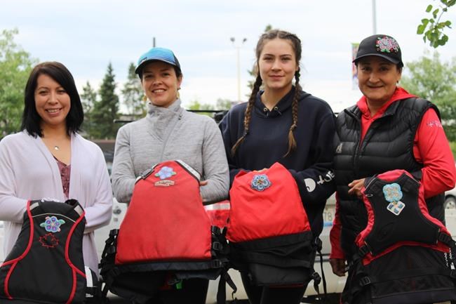 Hundreds set to paddle in Yukon River Quest for healing or cash prizes | iNFOnews.ca Hundreds set to paddle in Yukon River Quest for healing or cash prizes | iNFOnews.ca