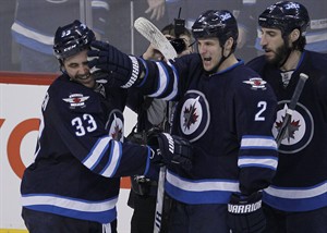 Defenceman Adam Pardy finds new hockey life at 30 with the Winnipeg Jets | iNFOnews.ca CP27930955