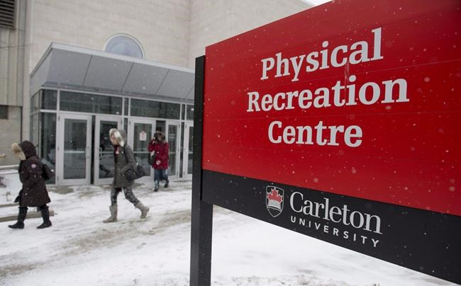 Amid gym scale controversy, Carleton puts scales in changing rooms | iNFOnews.ca