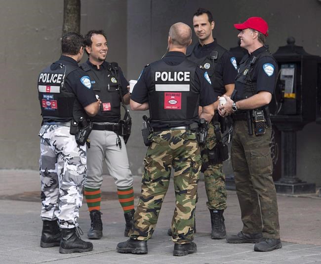 Quebec tables bill to force police to ditch colourful camo pants protest | iNFOnews.ca