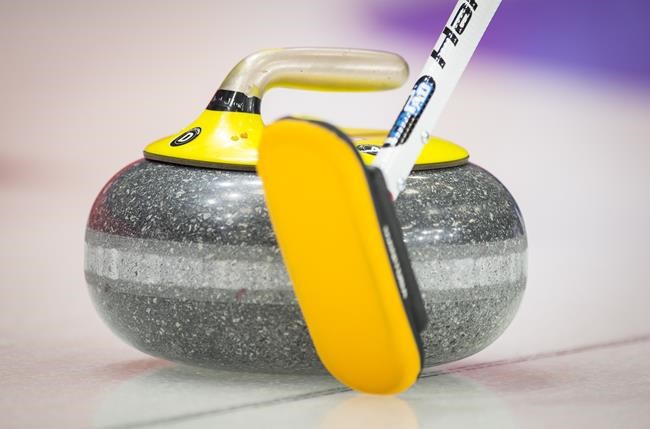 Curling's longstanding 10-versus-eight debate continues to simmer | iNFOnews.ca