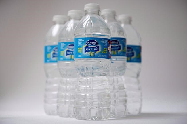 Why are we drinking bottled water? Wynne wants debate on future of industry | iNFOnews.ca