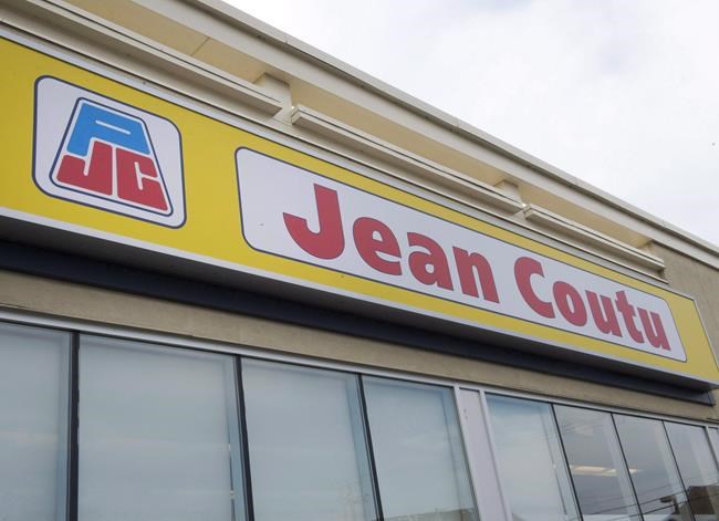 Emotional Jean Coutu says farewell after shareholders approve sale to Metro | iNFOnews.ca