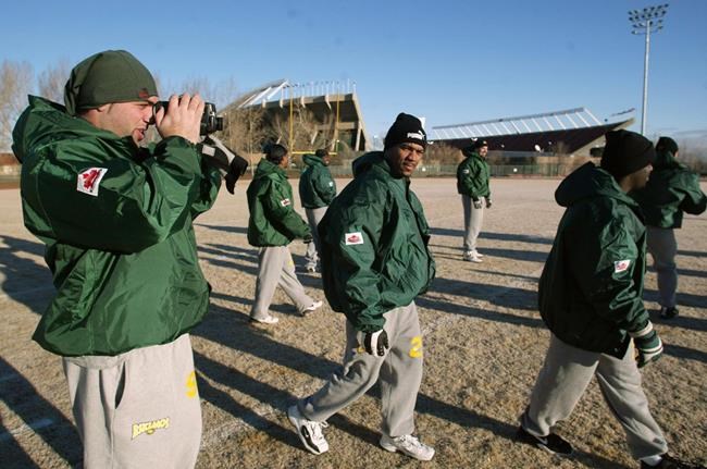 Ottawa Redblacks hire Winston October as their new receivers coach | iNFOnews.ca