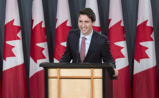 Presentation of new cabinet team to contrast with Harper's one-man style | iNFOnews.ca CP35174279