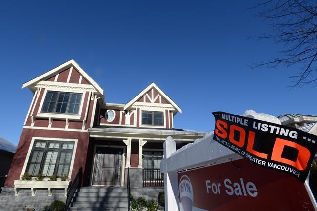 Home sales plummet in previously red-hot Vancouver as market softens | iNFOnews.ca