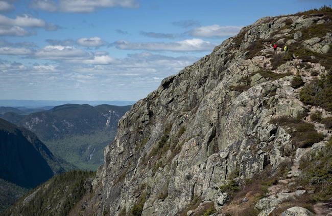 Tentative agreement averts strike by Quebec provincial park employees | iNFOnews.ca